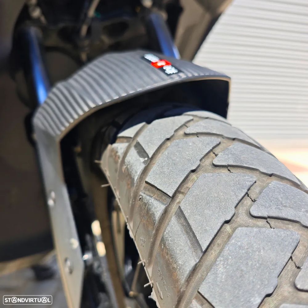 Aprilia SR GT 125 - 2