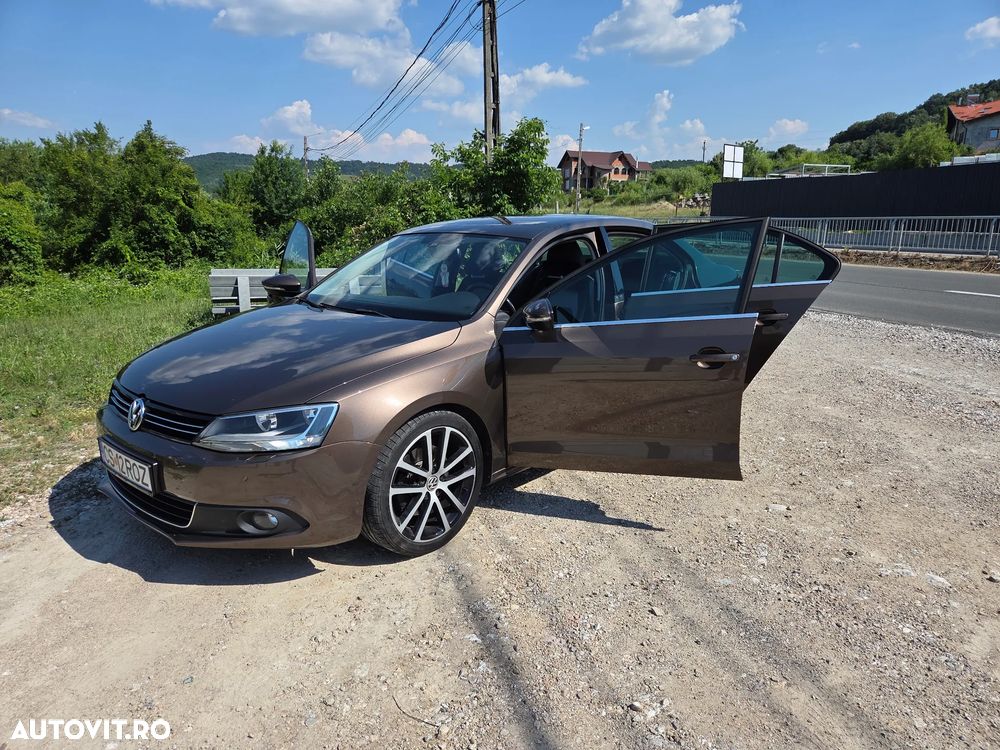 Volkswagen Jetta - 18