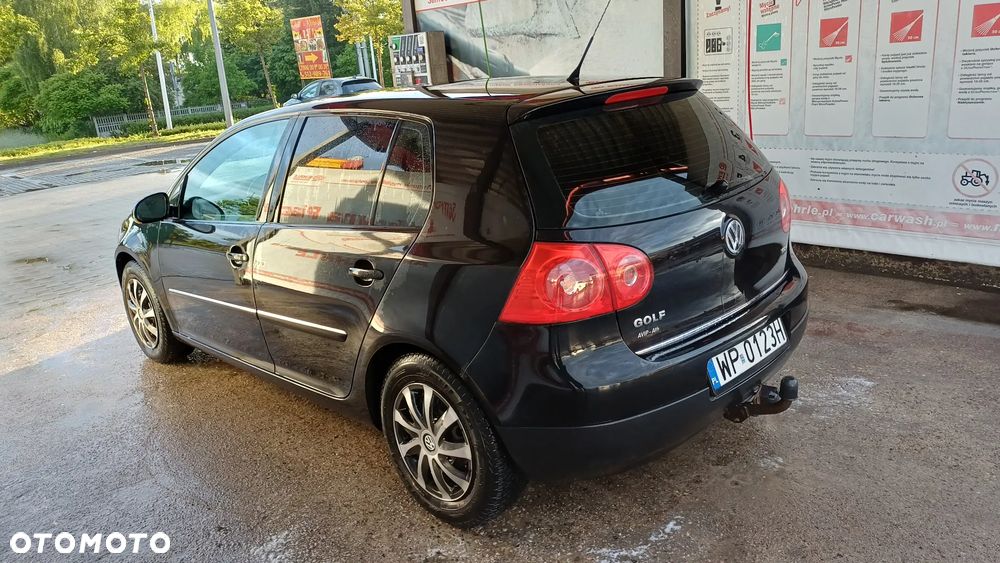 Volkswagen Golf 1.9 TDI Comfortline - 4