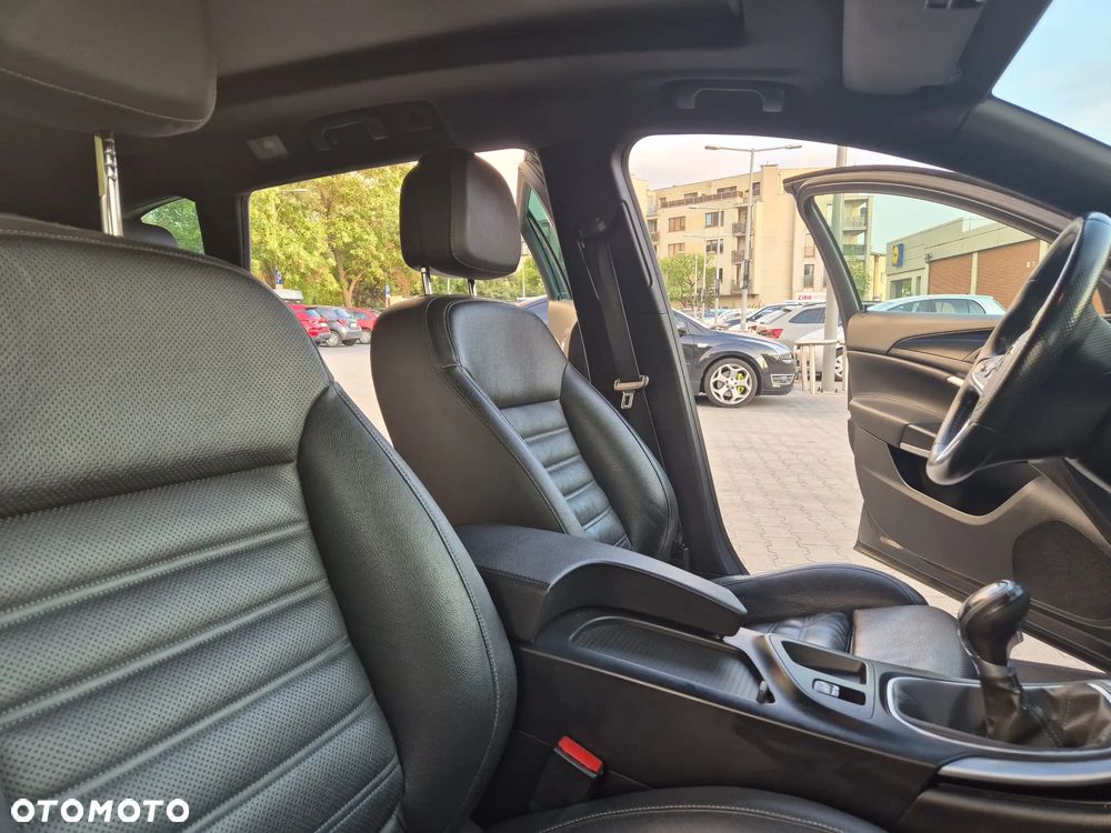 Opel Insignia - 13