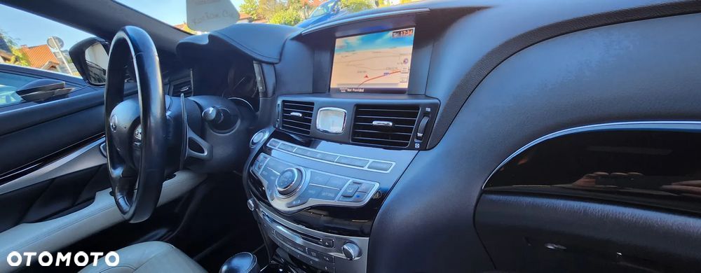 Infiniti M M30d S Premium - 16