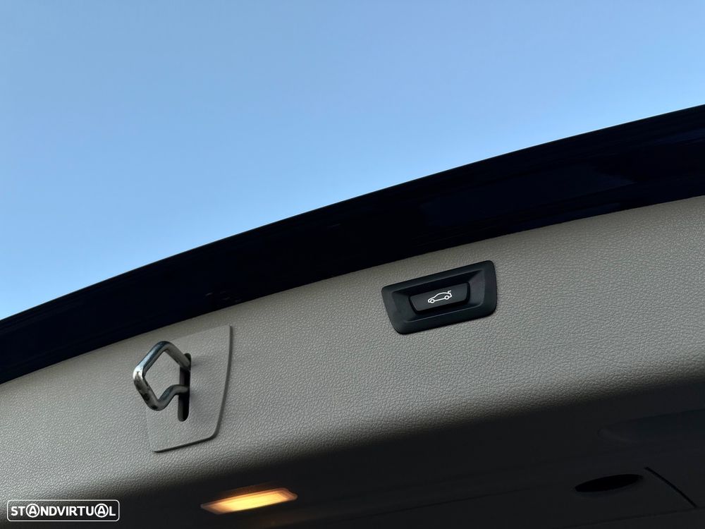 BMW 318 d Touring Advantage Auto - 35