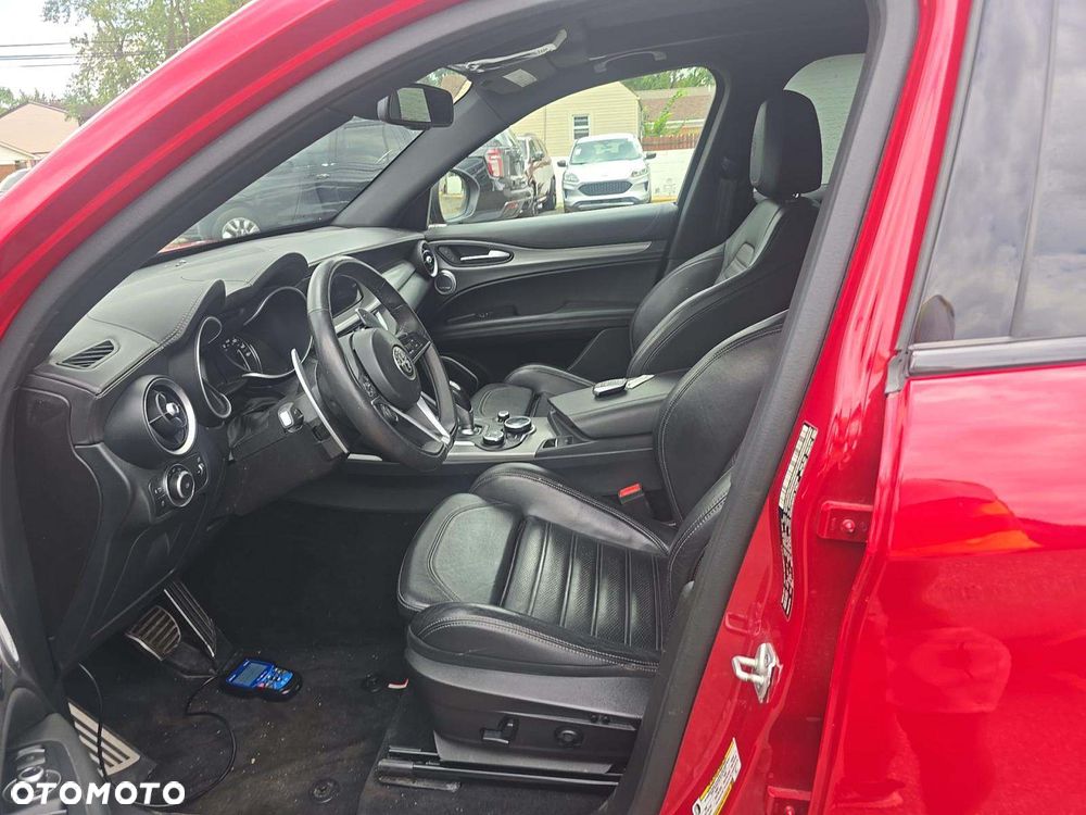 Alfa Romeo Stelvio 2.0 Turbo TI Q4 - 6