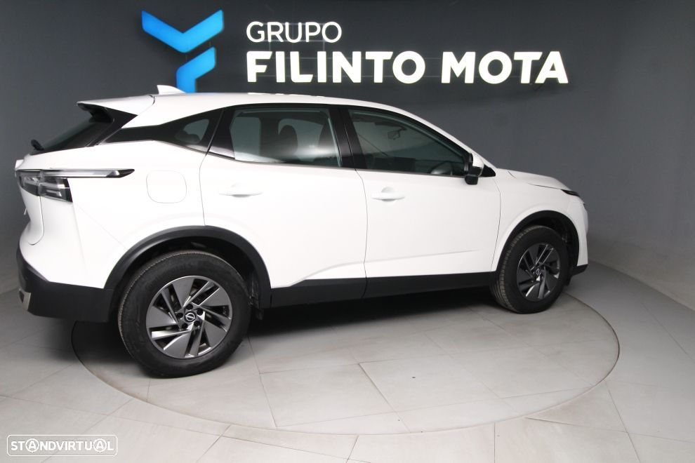Nissan Qashqai 1.3 DIG-T Acenta Xtronic - 2