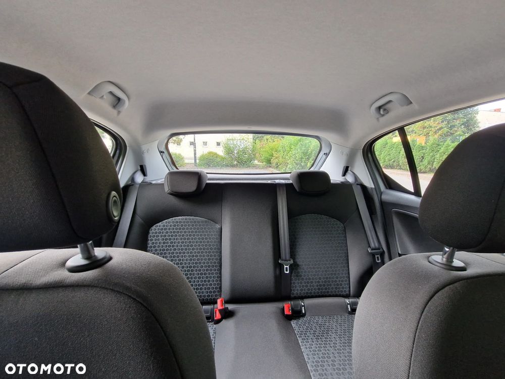 Opel Corsa 1.4 Enjoy - 19