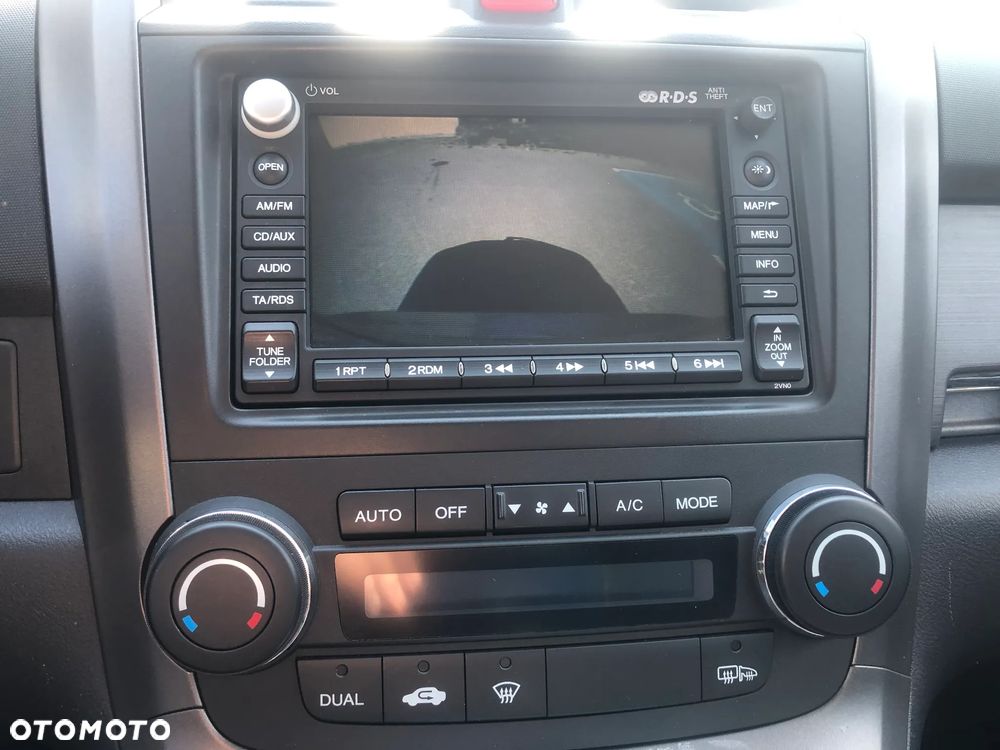 Honda CR-V 2.2i CTDi DPF Executive - 11