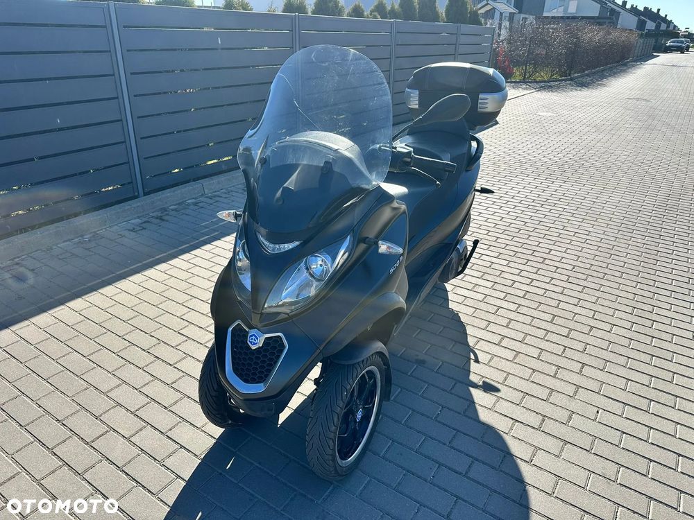Piaggio MP-3 - 7