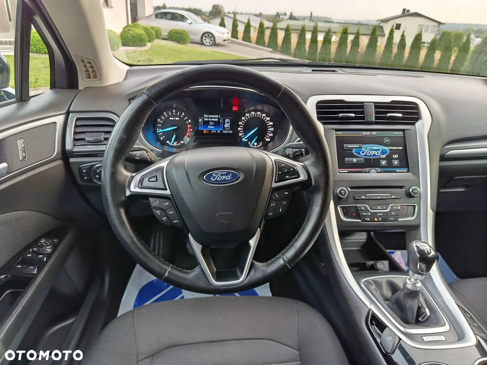 Ford Mondeo - 24