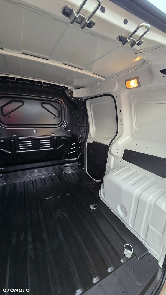 Fiat Fiorino Kombi 1.3 MJ Base - 6