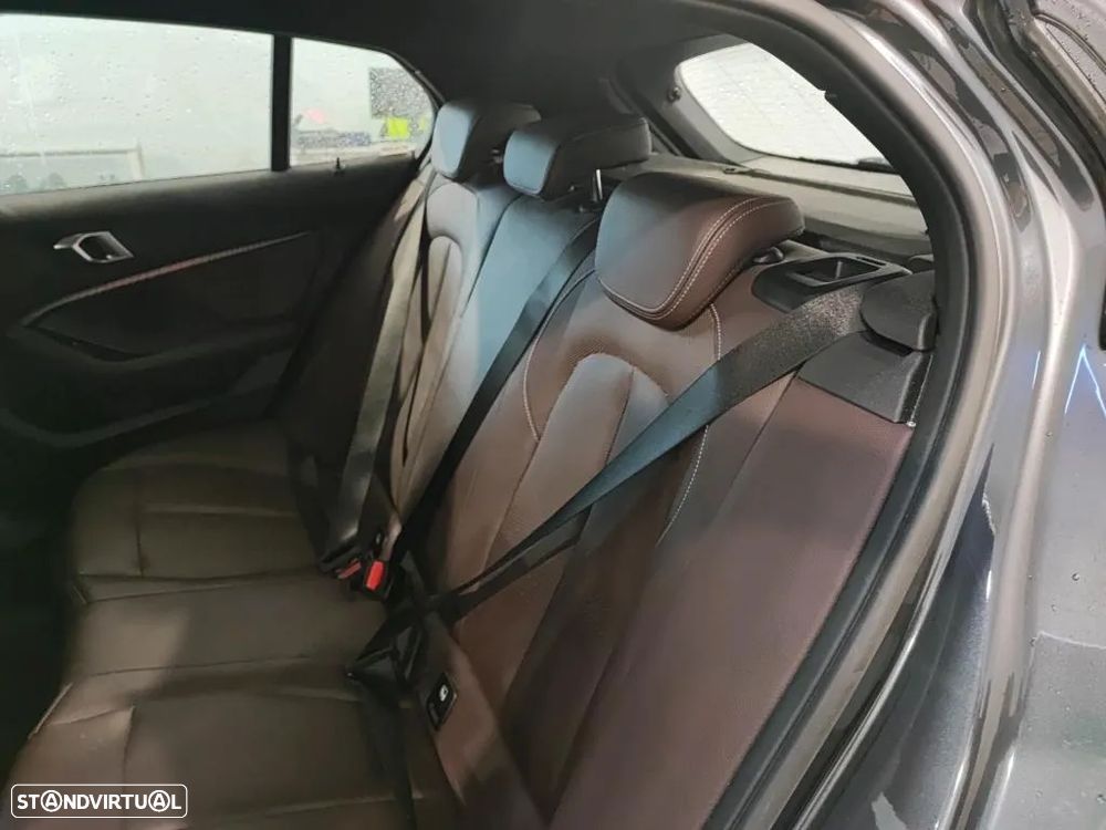 BMW 118 d Pack M Auto - 9