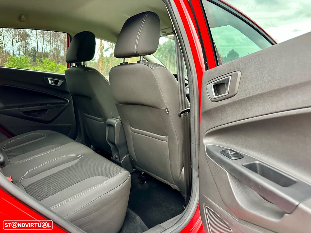 Ford Fiesta 1.0 Ti-VCT Titanium - 27