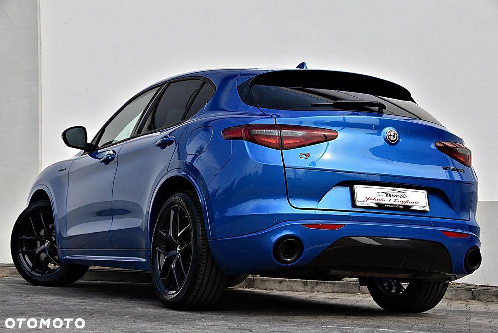 Alfa Romeo Stelvio 2.0 Turbo Veloce Q4 - 4