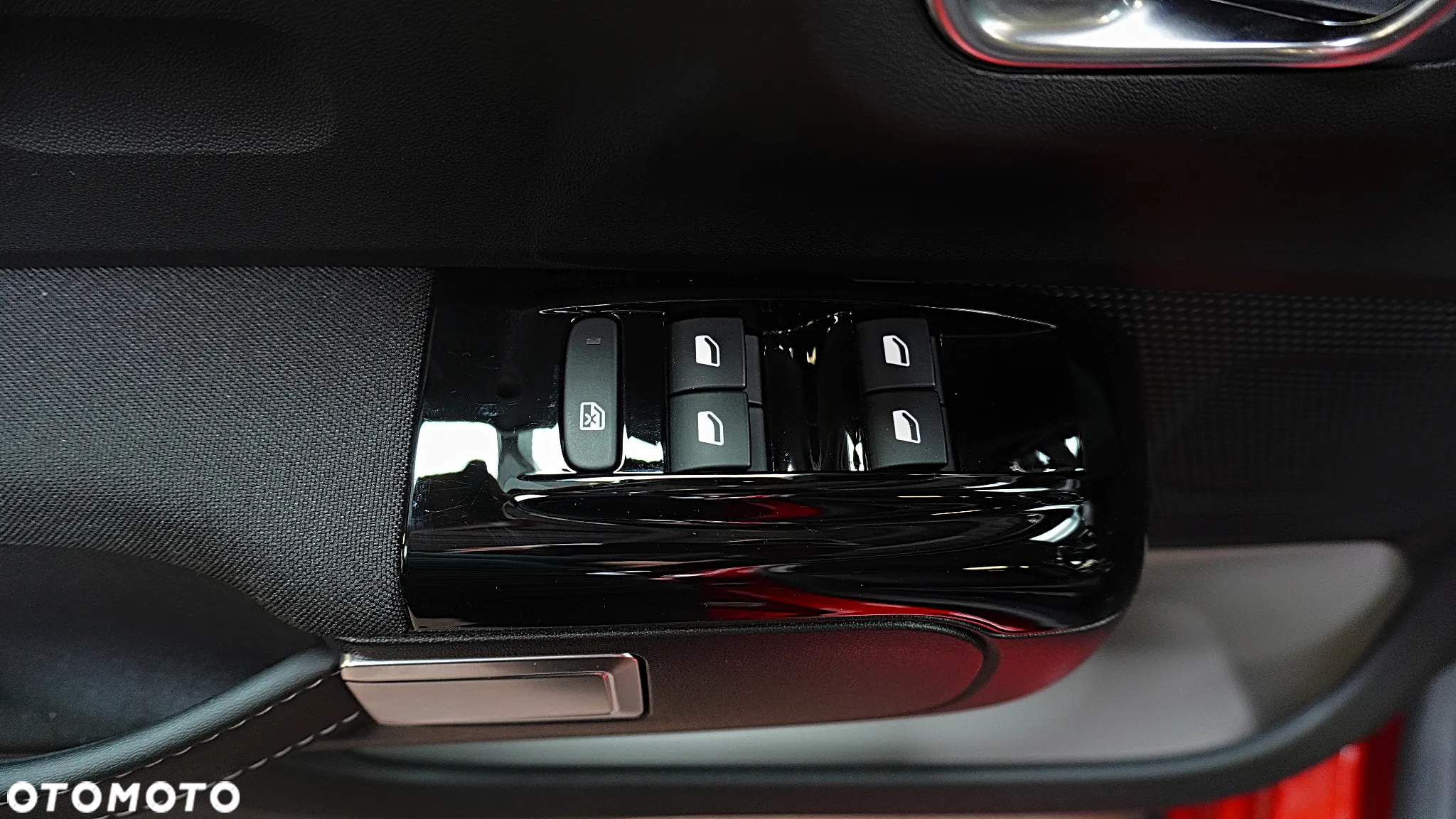 Citroën C3 1.2 PureTech Shine - 23