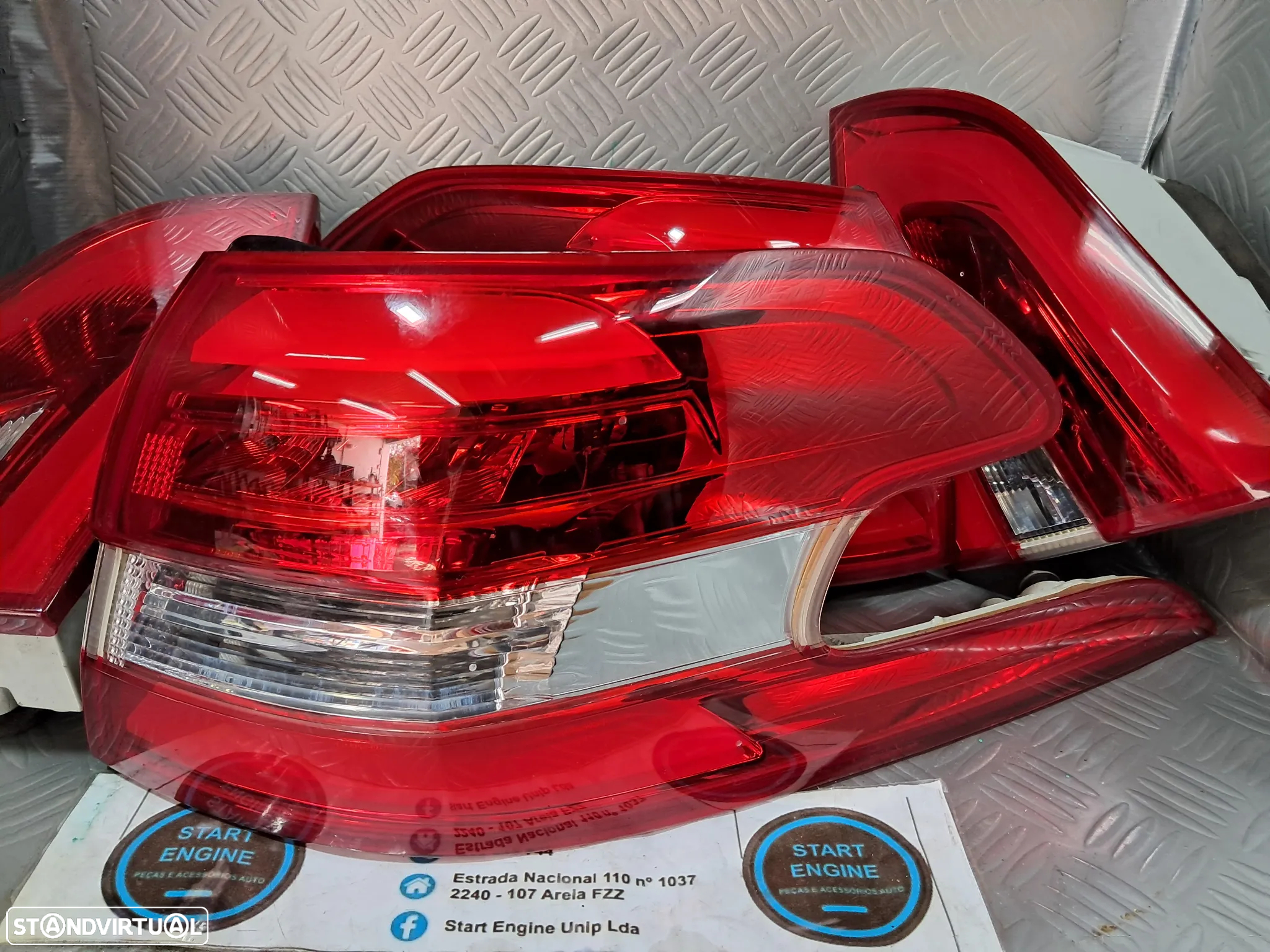 Farolim Farolins Peugeot 308 II carrinha 2013-2021 - 8