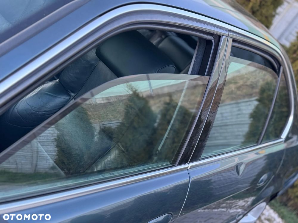 BMW Seria 7 750i - 22