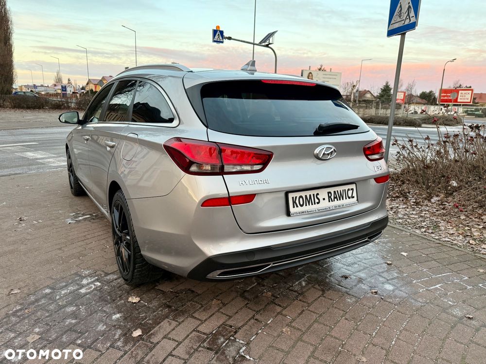 Hyundai i30 1.5 T-GDI 48V-Hybrid Advantage - 25