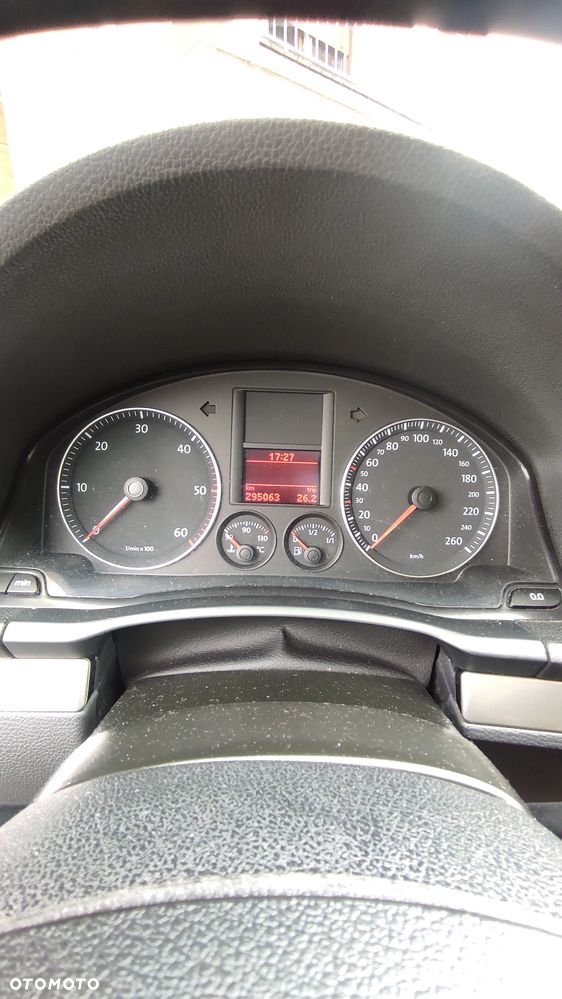 Volkswagen Golf 2.0 TDI DPF GT Sport - 7