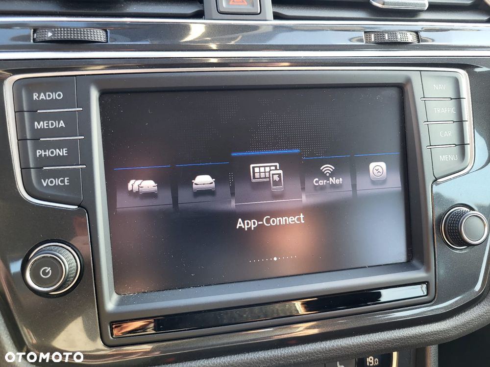 Volkswagen Tiguan 2.0 TDI SCR 4MotION DSG Elegance - 34