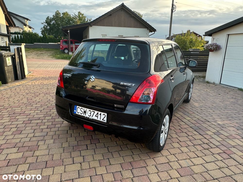 Suzuki Swift 1.3 Comfort - 30