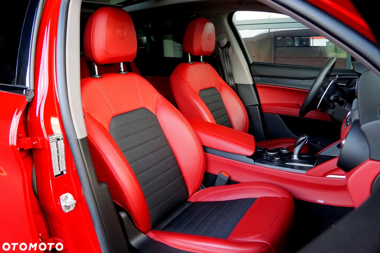 Alfa Romeo Stelvio 2.0 Turbo 16V AT8-Q4 B-Tech - 23