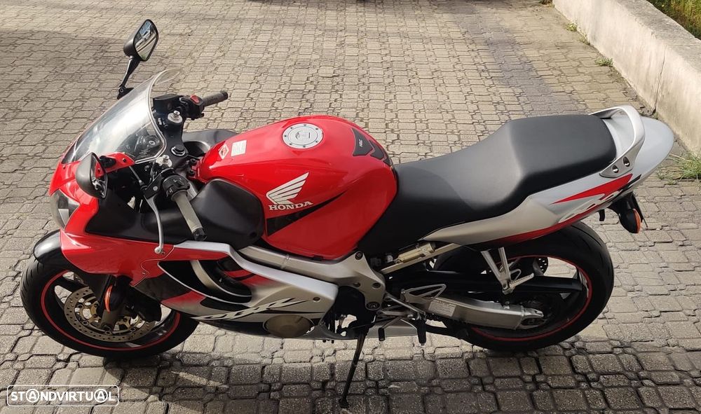Honda CBR 600 F4i - 4