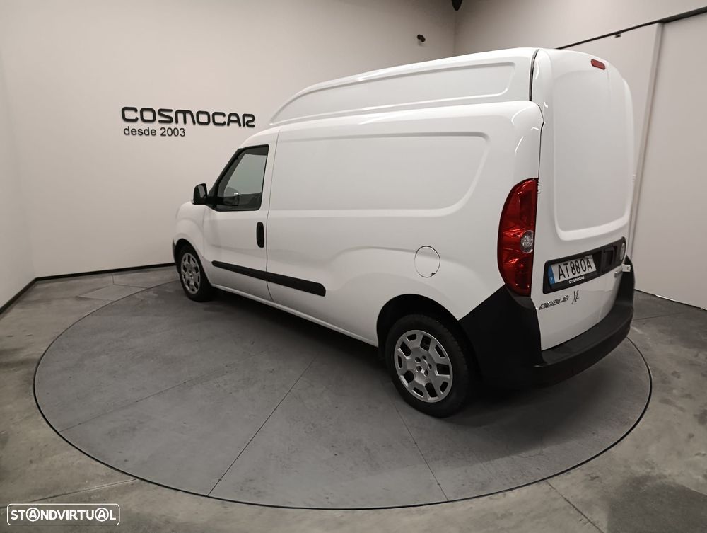 Fiat Doblo 1.6 M-Jet XL (3 Lug. ) - 5