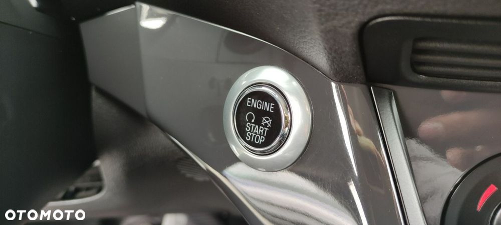 Ford Kuga 2.0 TDCi 4x4 White Magic - 36