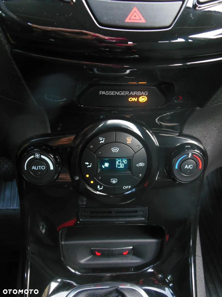 Ford Fiesta 1.0 Titanium - 21