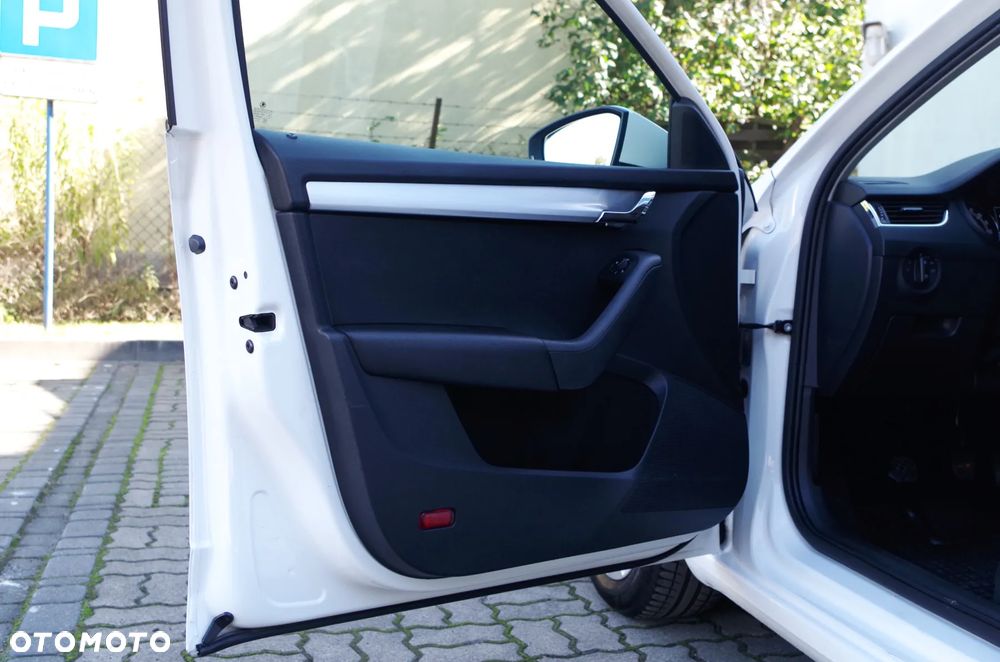 Skoda Octavia 1.6 TDI SCR Ambition - 8