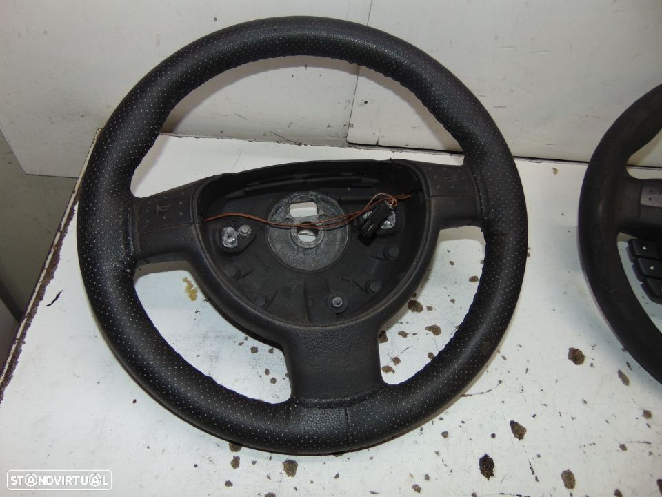 Opel corsa c volantes - 2