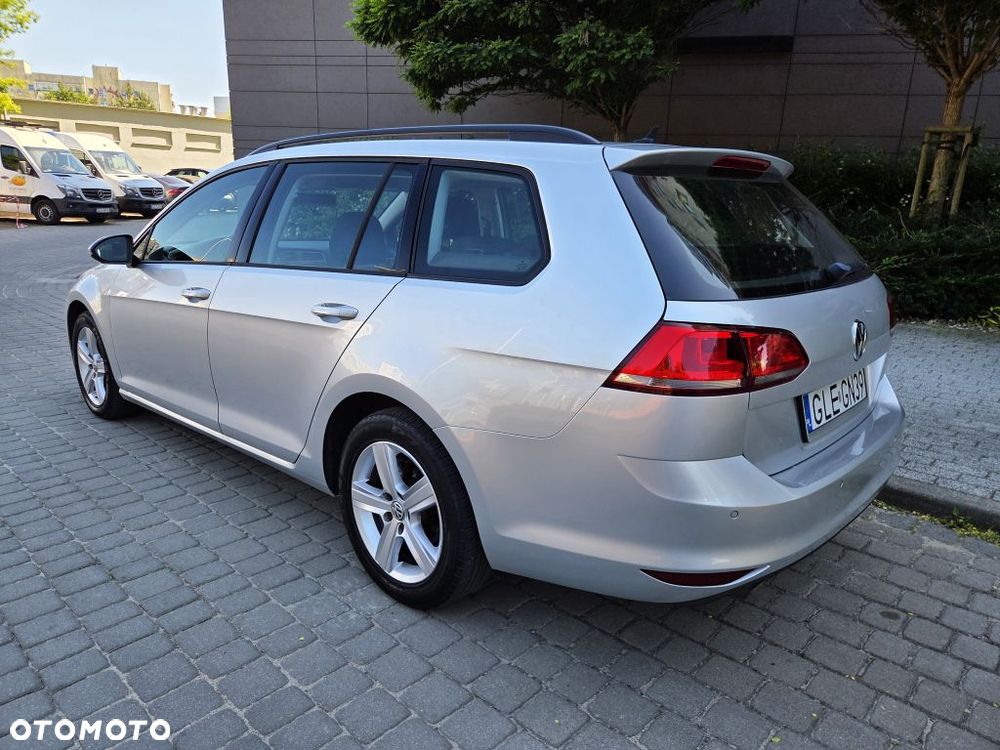 Volkswagen Golf 1.6 TDI BMT Comfortline - 16