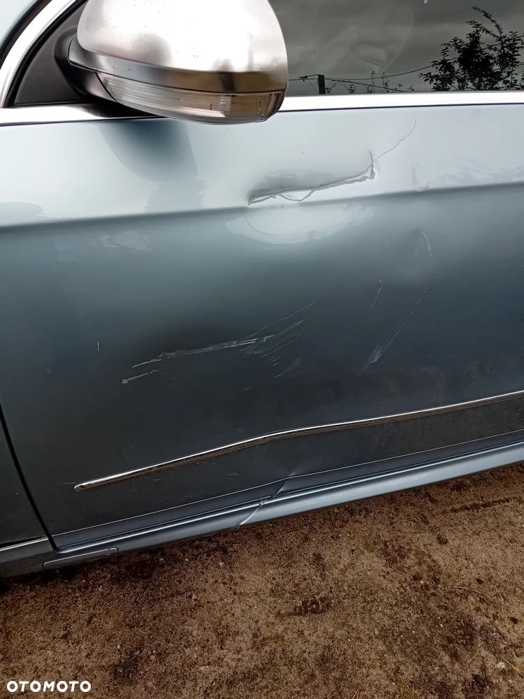 Volkswagen Passat - 20