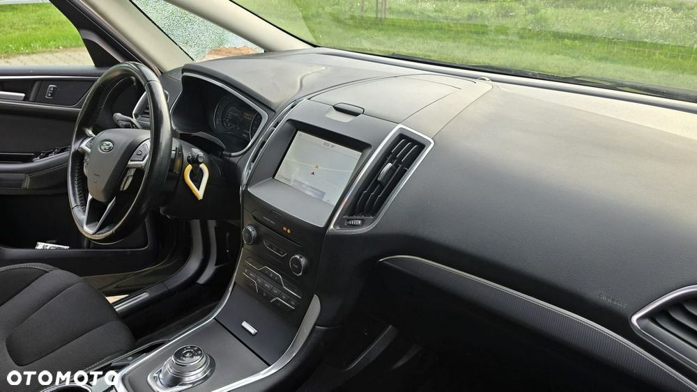 Ford S-Max - 20