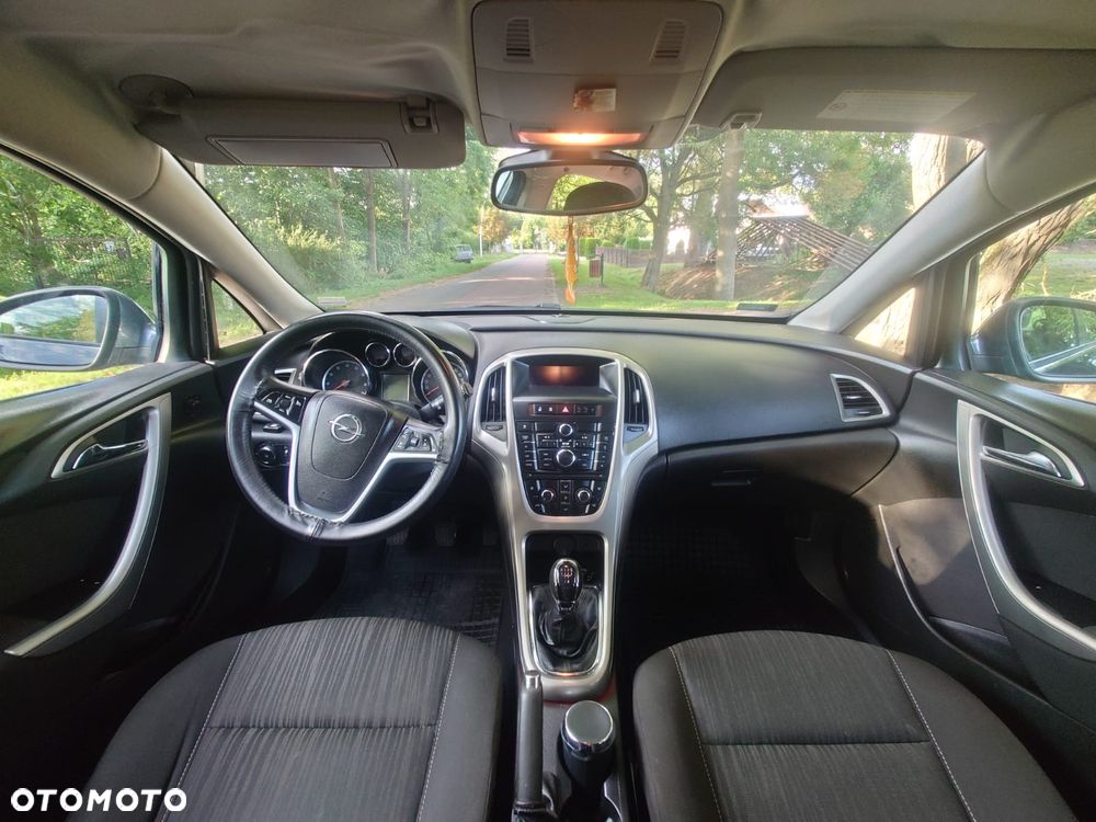 Opel Astra - 9