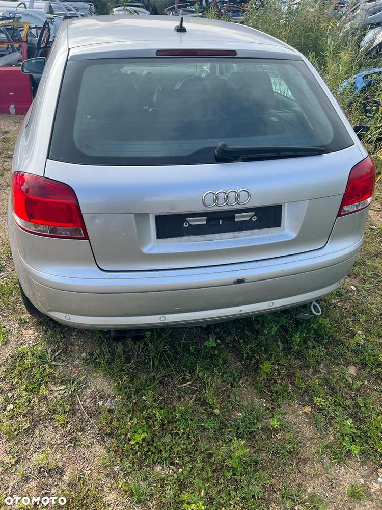 AUDI A3 8P ZDERZAK TYŁ KPL. PDC - 2