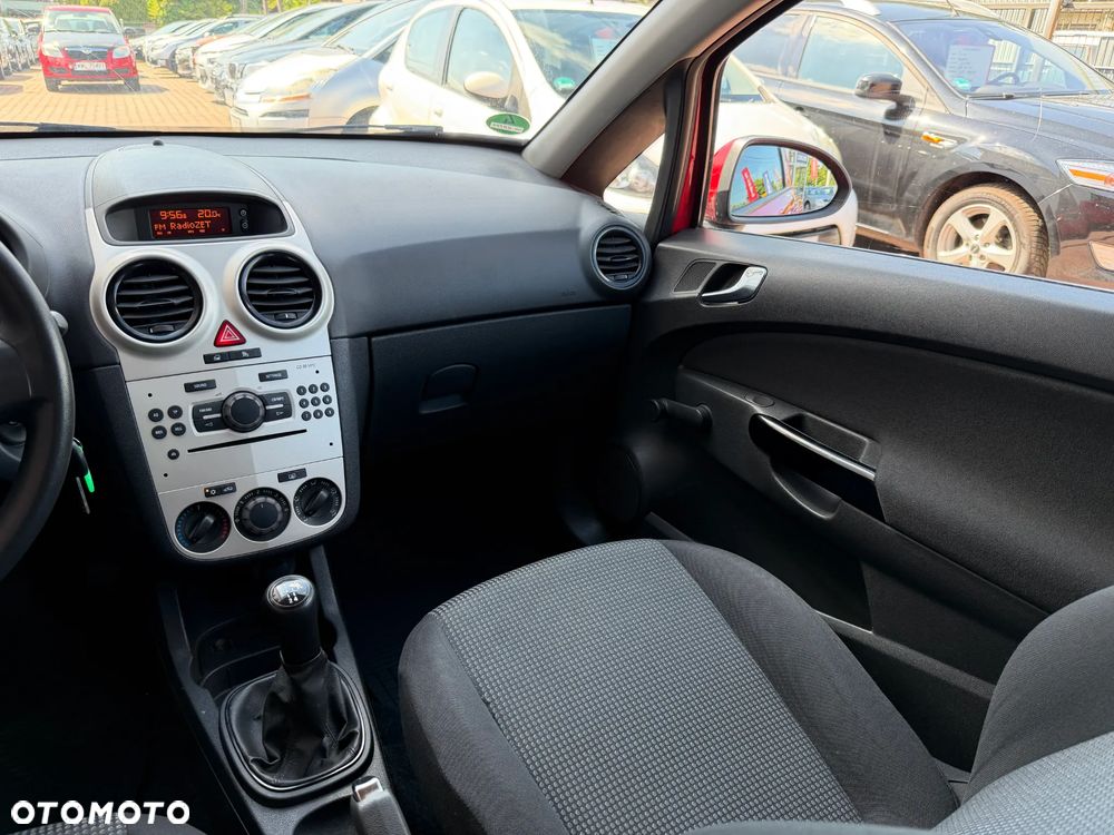 Opel Corsa 1.2 16V Essentia - 23