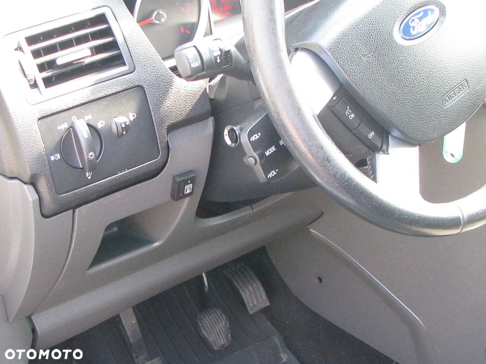 Ford C-MAX 1.8 Style - 11