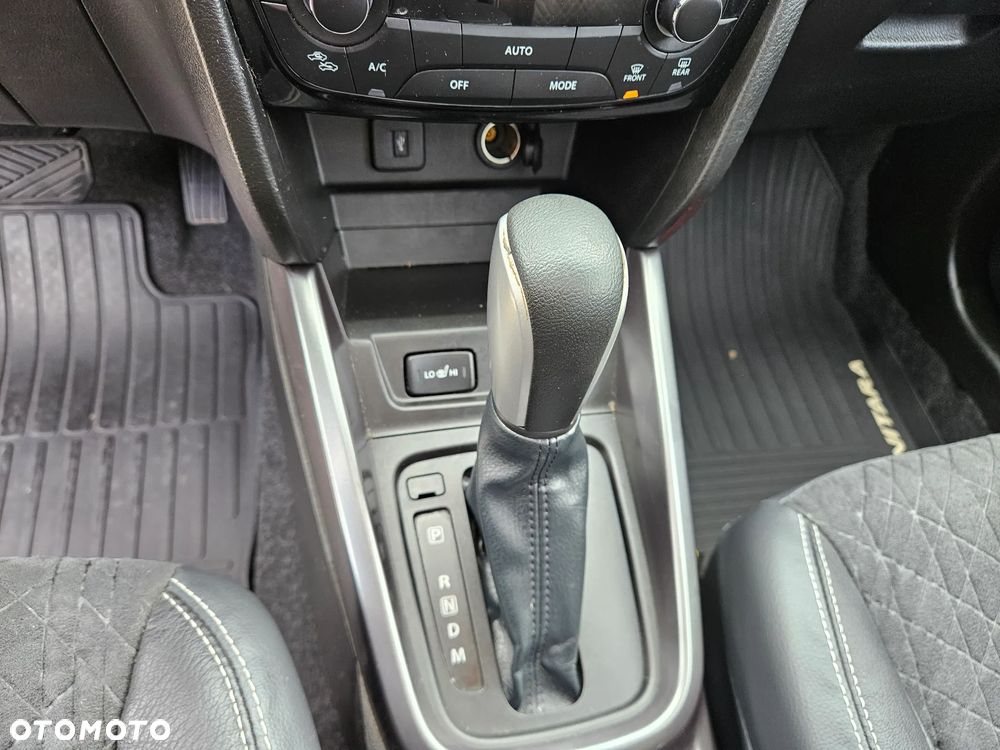 Suzuki Vitara 1.4 Boosterjet Premium 4WD - 24