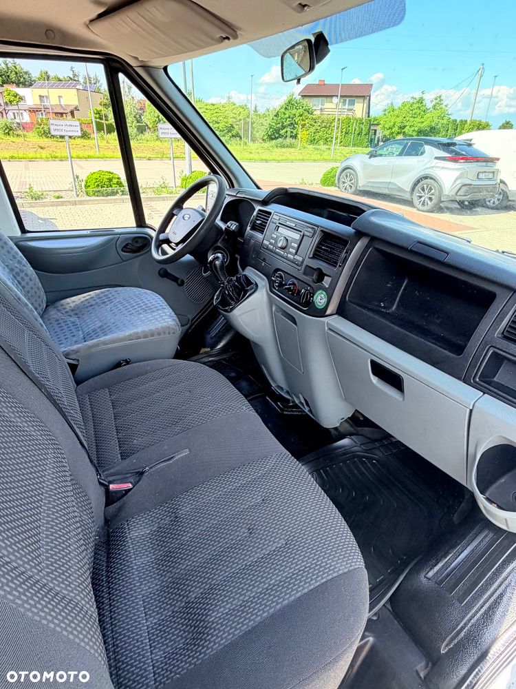 Ford Transit - 8