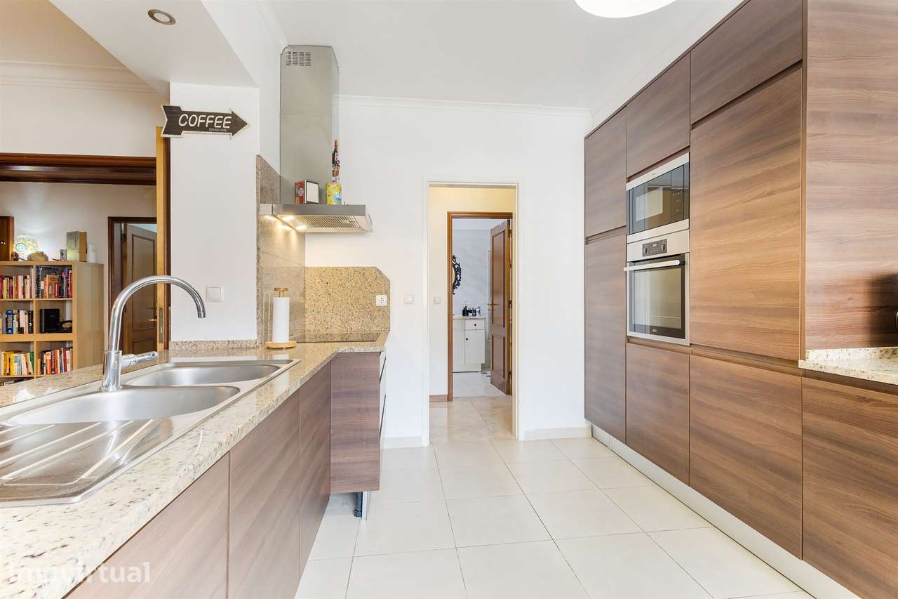 Apartamento T4 Venda em Massamá e Monte Abraão,Sintra