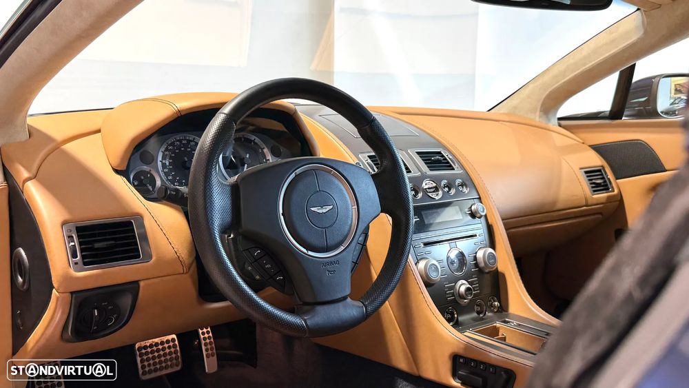 Aston Martin Vantage Roadster V8 Sportshift - 16