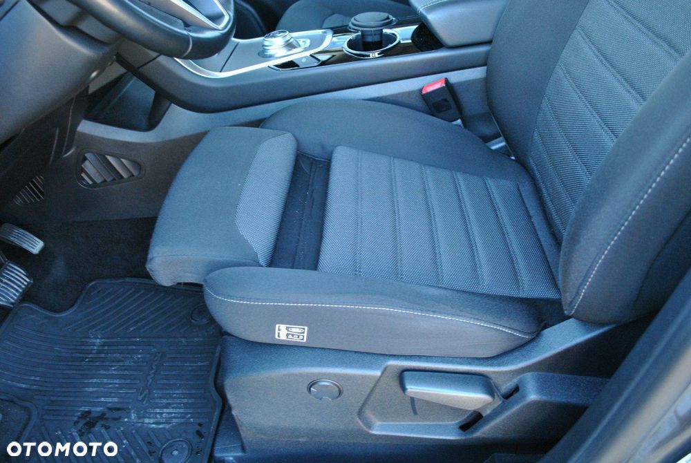Ford S-Max 2.0 EcoBlue Titanium - 21