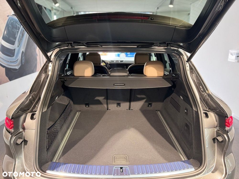 Porsche Cayenne - 10