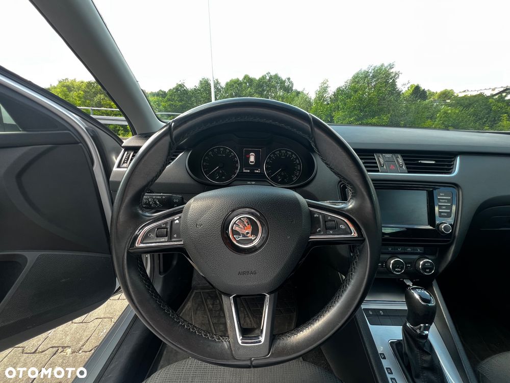 Skoda Octavia 2.0 TDI Elegance DSG - 17