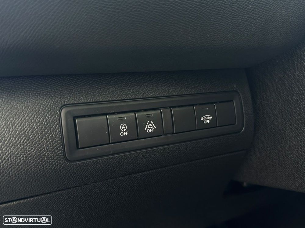 Peugeot 308 1.2 PureTech GT EAT8 - 24