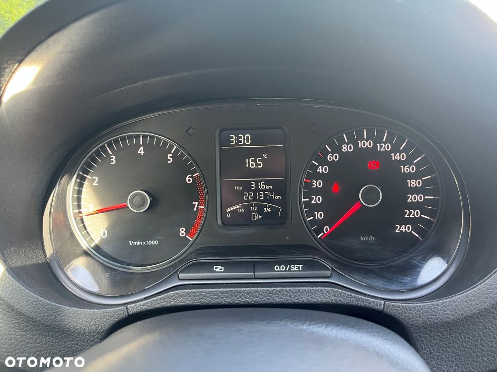 Volkswagen Polo - 18