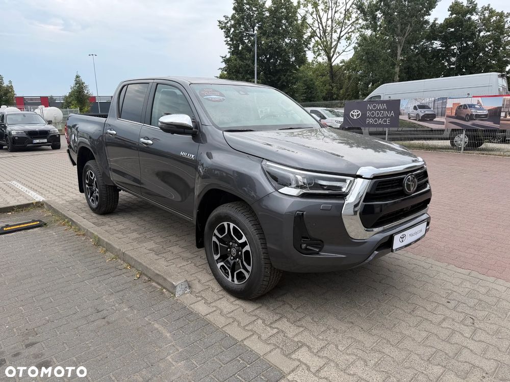 Toyota Hilux - 6