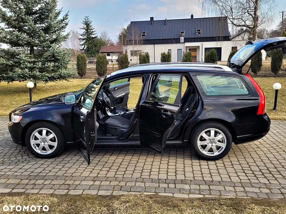 Volvo V50 DPF DRIVe Momentum - 8