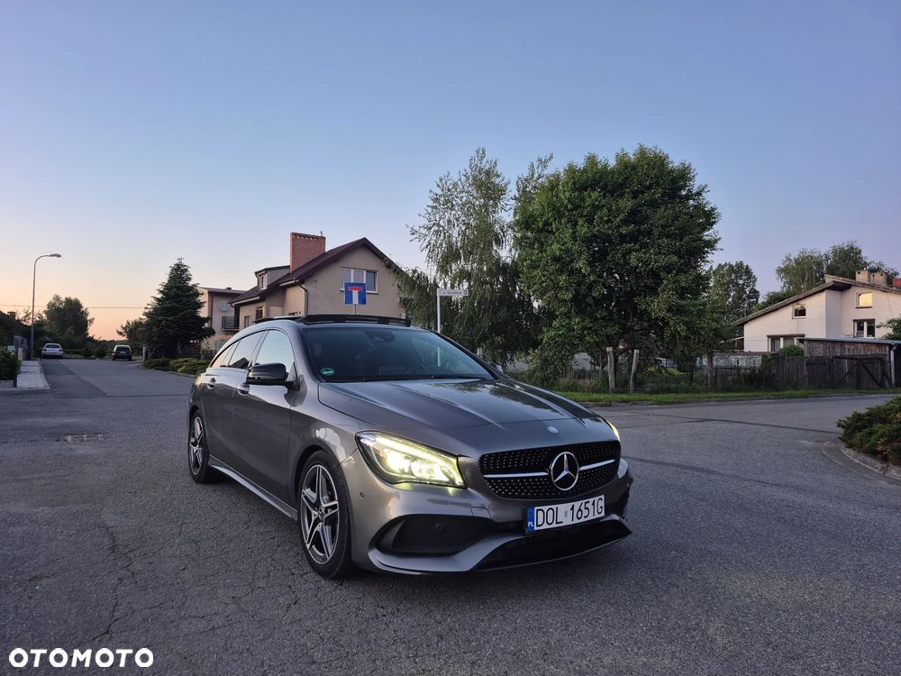 Mercedes-Benz CLA 200 7G-DCT AMG Line - 4