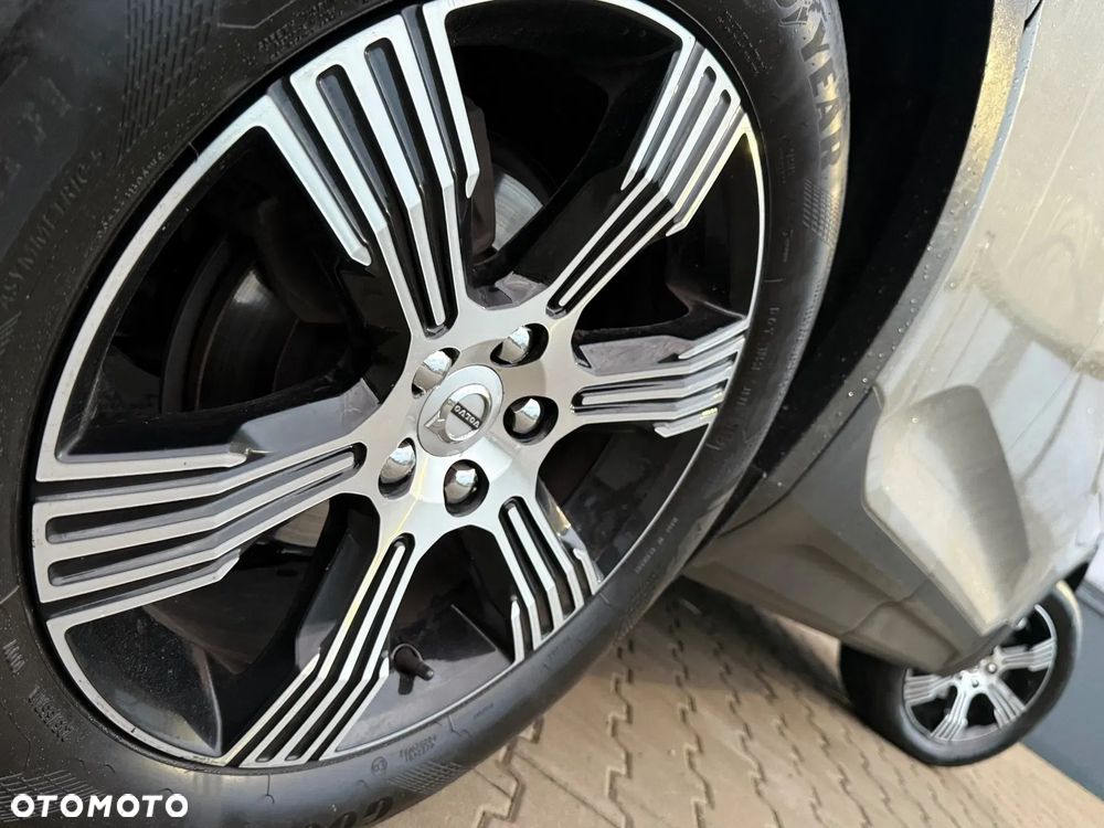 Volvo XC 40 - 39